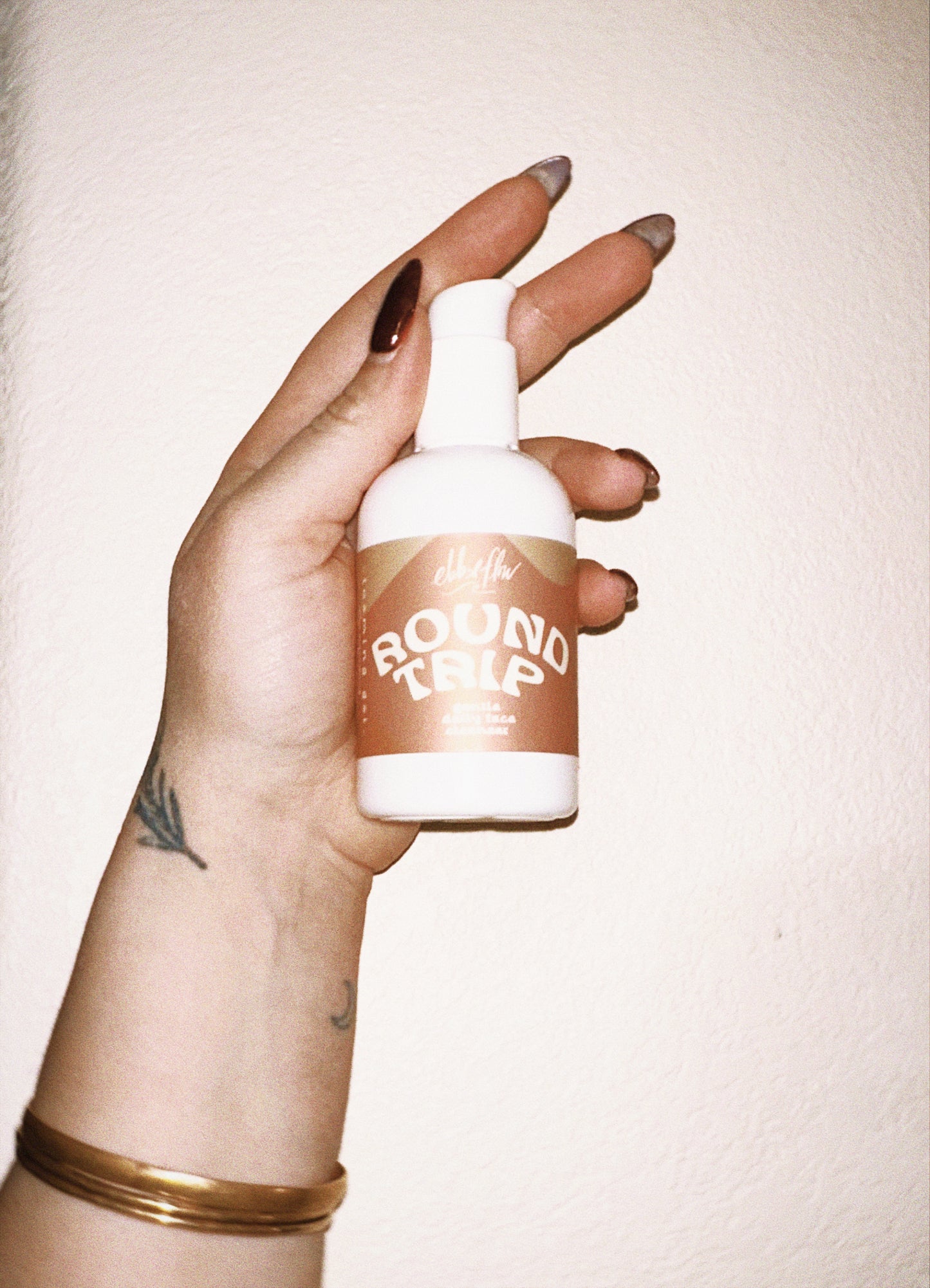 Round Trip Facial Cleanser